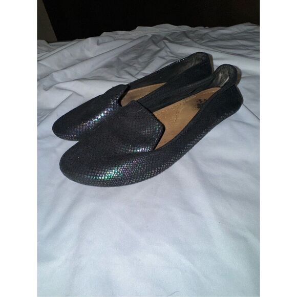 Dawgs slip ons size 7 - Picture 1 of 6